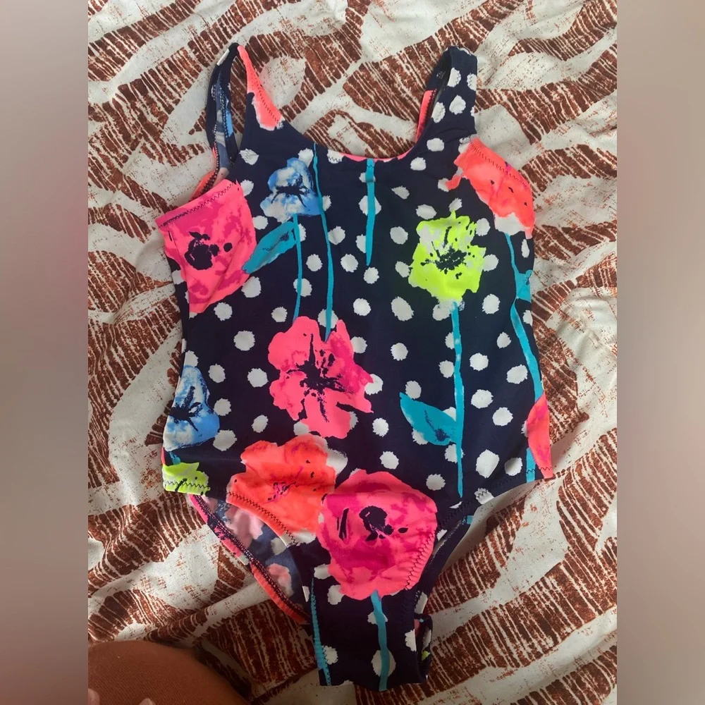 Oshkosh B’gosh Bundle Girls Sizes 4-5T
